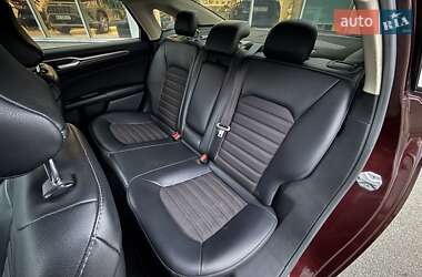 Седан Ford Fusion 2017 в  фото 17 Седан Ford Fusion 2017 в