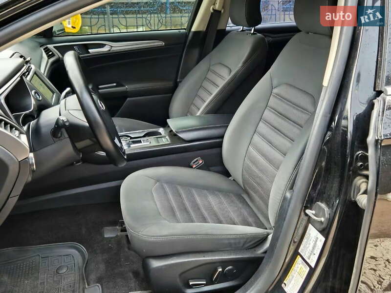 Седан Ford Fusion 2017 в Киеве фото 22 Седан Ford Fusion 2017 в Киеве
