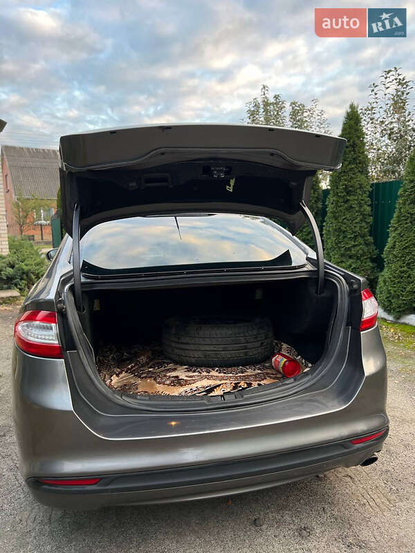 Седан Ford Fusion 2014 в Ковеле