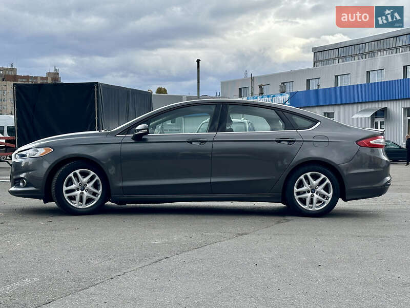 Седан Ford Fusion 2016 в Києві фото 2 Седан Ford Fusion 2016 в Києві