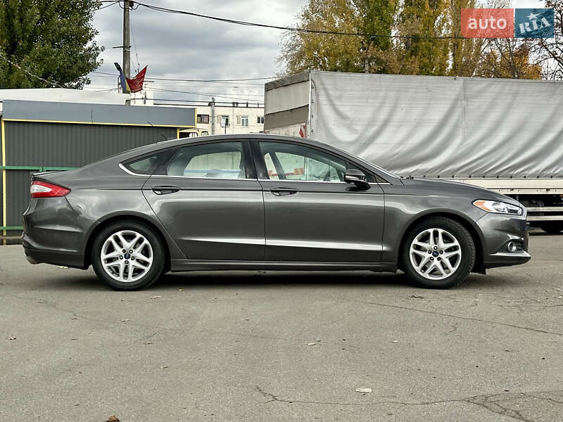 Седан Ford Fusion 2016 в Києві фото 6 Седан Ford Fusion 2016 в Києві