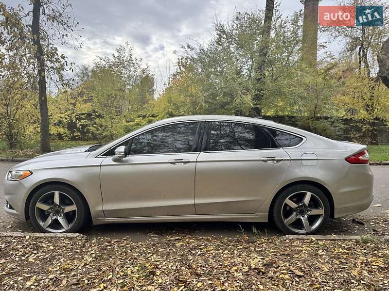 Седан Ford Fusion 2013 в Кривому Розі фото 6 Седан Ford Fusion 2013 в Кривому Розі