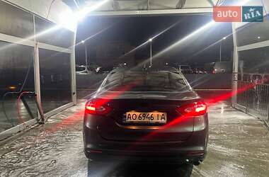 Седан Ford Fusion 2016 в Мукачевому