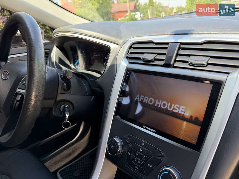 Седан Ford Fusion 2016 в Миколаєві