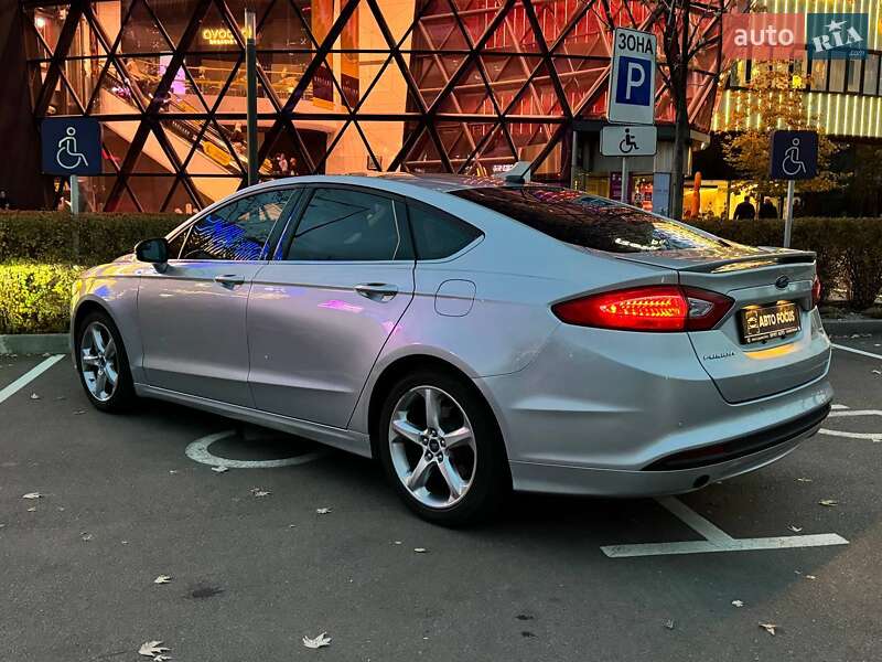 Седан Ford Fusion 2015 в Киеве фото 5 Седан Ford Fusion 2015 в Киеве