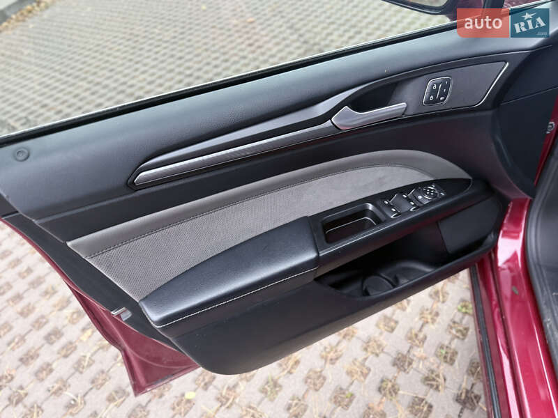Седан Ford Fusion 2016 в Києві фото 16 Седан Ford Fusion 2016 в Києві