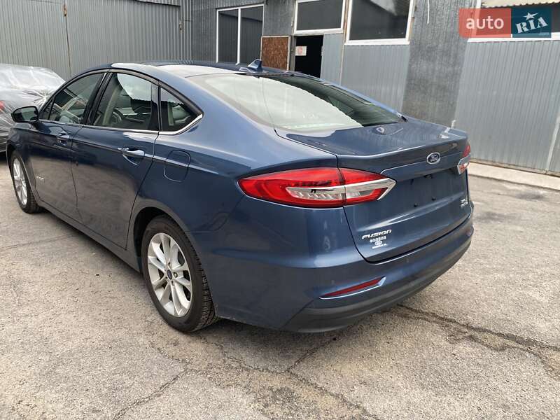 Седан Ford Fusion 2018 в Запоріжжі фото 9 Седан Ford Fusion 2018 в Запоріжжі