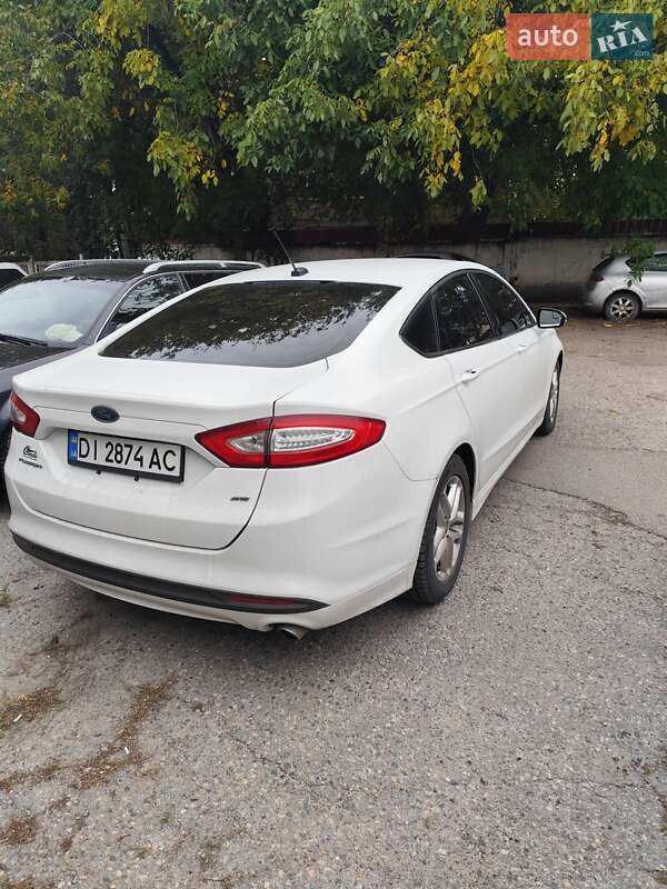 Седан Ford Fusion 2013 в Харкові