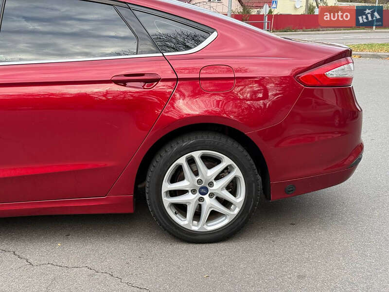 Седан Ford Fusion 2013 в Вінниці