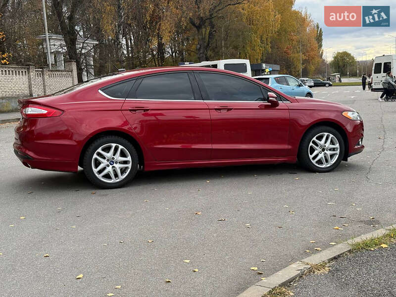 Седан Ford Fusion 2013 в Вінниці