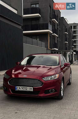 Седан Ford Fusion 2014 в Черкассах
