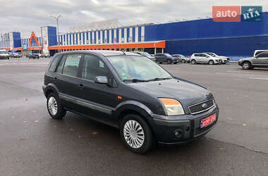 Хэтчбек Ford Fusion 2006 в Луцке