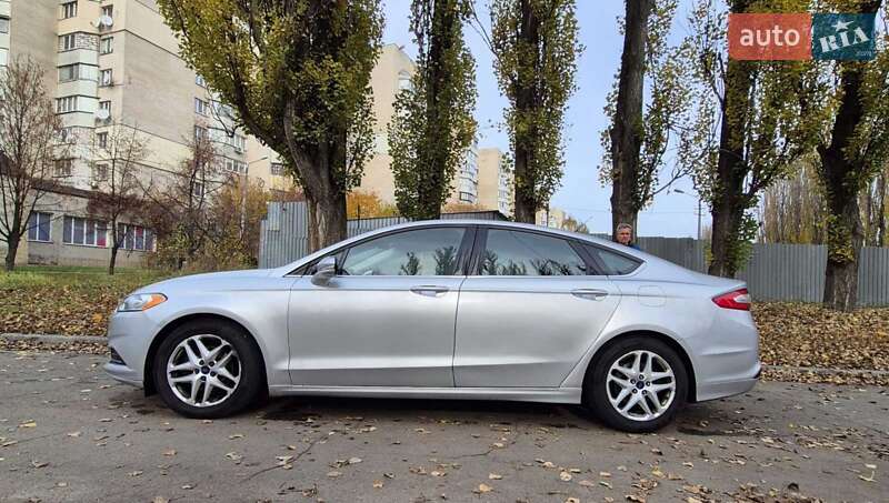 Седан Ford Fusion 2015 в Киеве фото 10 Седан Ford Fusion 2015 в Киеве