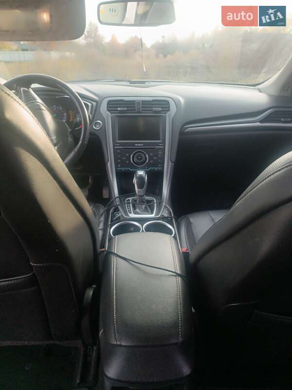 Седан Ford Fusion 2013 в Киеве фото 9 Седан Ford Fusion 2013 в Киеве