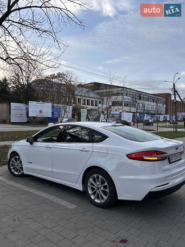 Седан Ford Fusion 2019 в Ужгороді фото 2 Седан Ford Fusion 2019 в Ужгороді