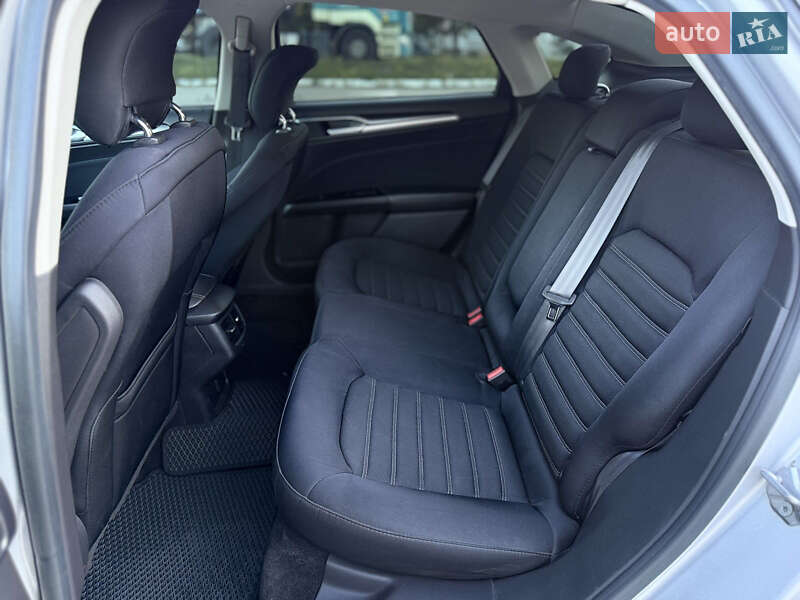 Седан Ford Fusion 2014 в Києві фото 9 Седан Ford Fusion 2014 в Києві