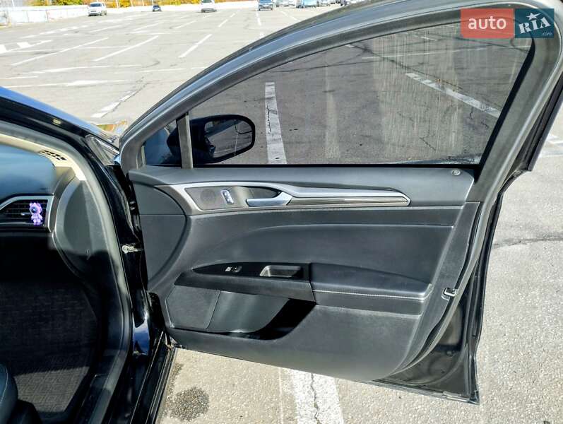Седан Ford Fusion 2017 в Полтаві