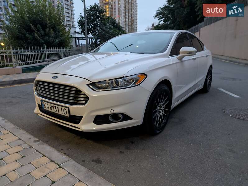 Седан Ford Fusion 2014 в Киеве фото Седан Ford Fusion 2014 в Киеве