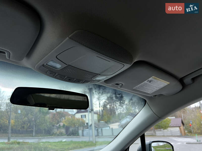 Седан Ford Fusion 2015 в Виннице