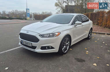 Седан Ford Fusion 2015 в Києві