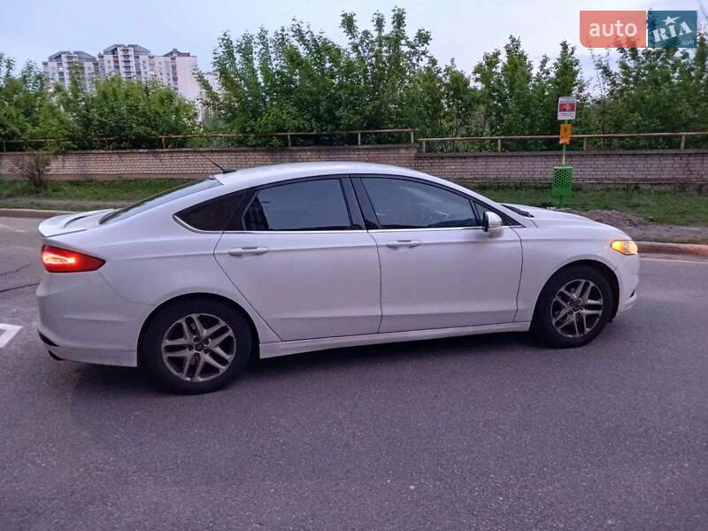 Седан Ford Fusion 2016 в Киеве