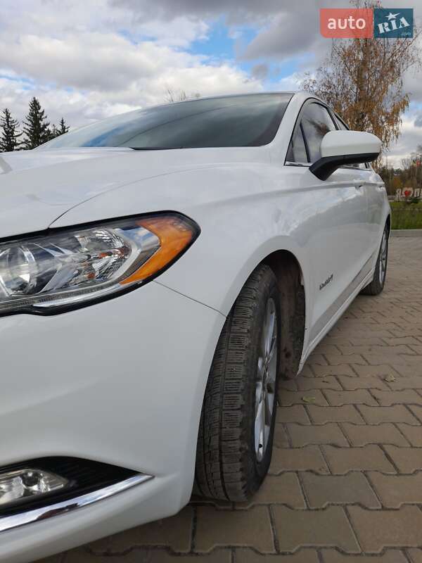 Седан Ford Fusion 2017 в Тернополе