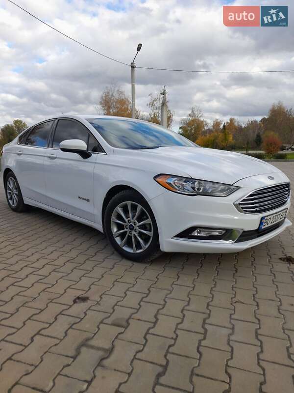 Седан Ford Fusion 2017 в Тернополе