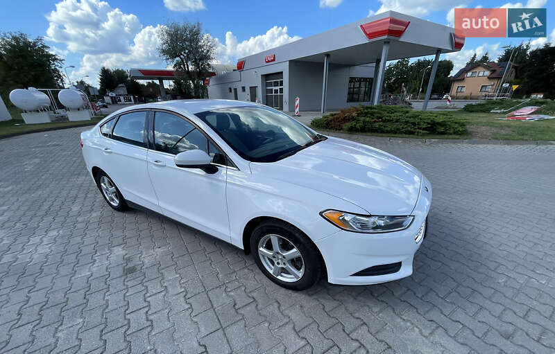 Седан Ford Fusion 2013 в Косові фото 16 Седан Ford Fusion 2013 в Косові