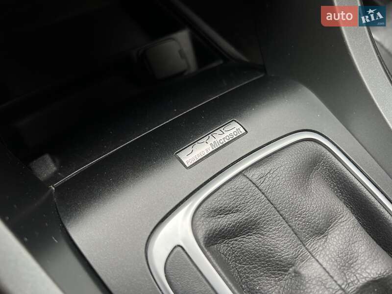 Седан Ford Fusion 2013 в Києві фото 23 Седан Ford Fusion 2013 в Києві