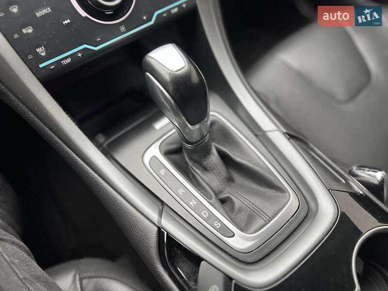 Седан Ford Fusion 2013 в Києві фото 25 Седан Ford Fusion 2013 в Києві