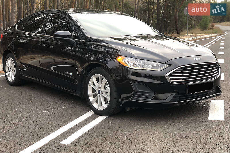 Седан Ford Fusion 2019 в Киеве фото 2 Седан Ford Fusion 2019 в Киеве
