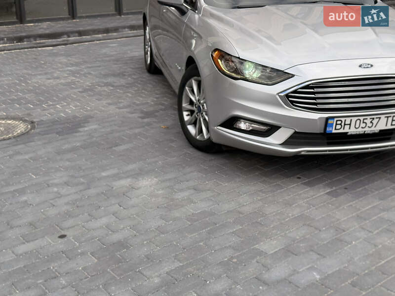 Седан Ford Fusion 2018 в Виннице