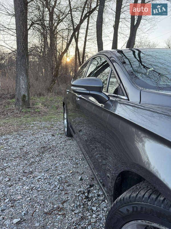 Седан Ford Fusion 2015 в Киеве