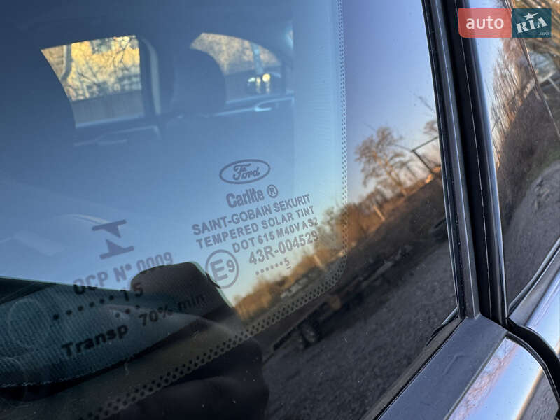 Седан Ford Fusion 2015 в Киеве