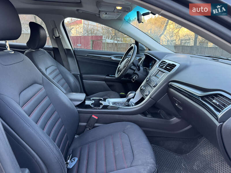 Седан Ford Fusion 2015 в Киеве