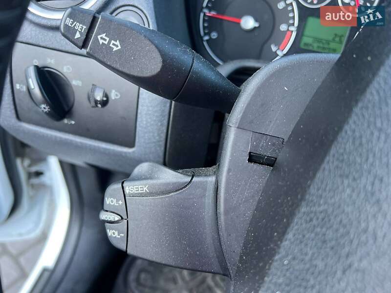 Хетчбек Ford Fusion 2011 в Львові