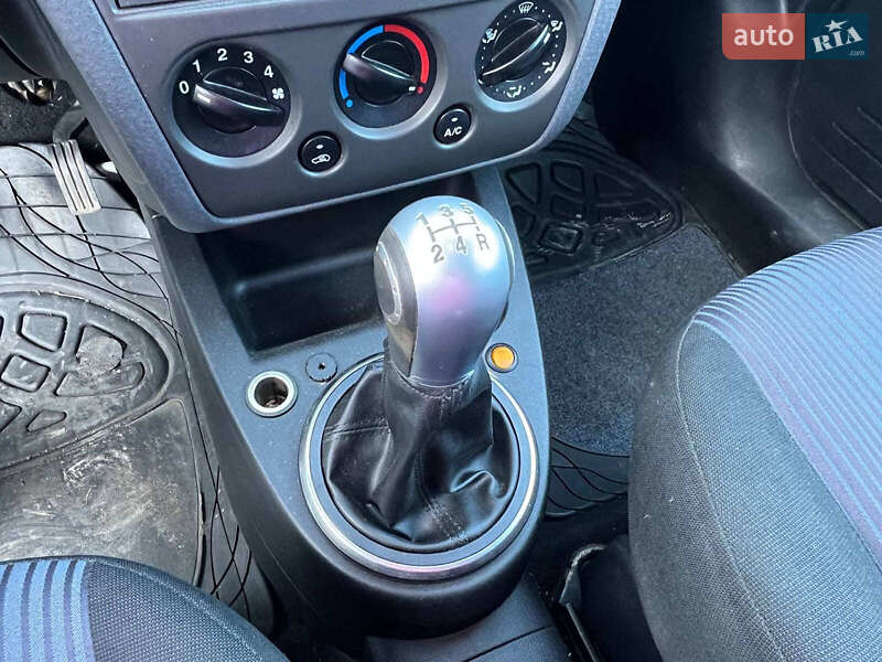 Хетчбек Ford Fusion 2011 в Львові