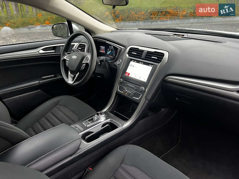 Седан Ford Fusion 2018 в Дніпрі фото 28 Седан Ford Fusion 2018 в Дніпрі