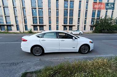 Седан Ford Fusion 2016 в Києві