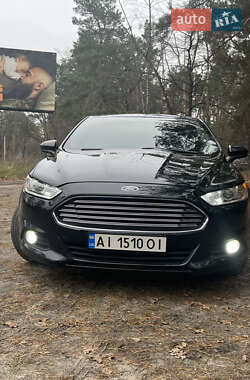 Седан Ford Fusion 2015 в Обухове