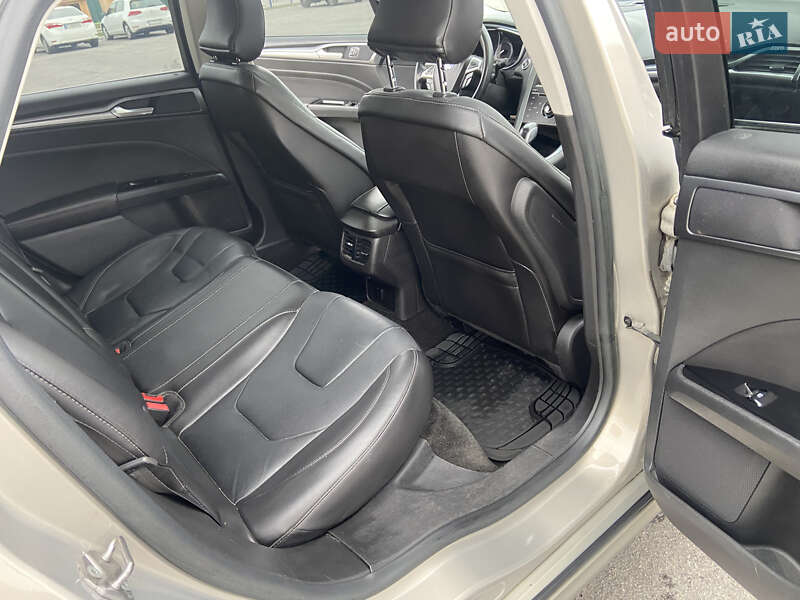 Седан Ford Fusion 2015 в Киеве фото 24 Седан Ford Fusion 2015 в Киеве