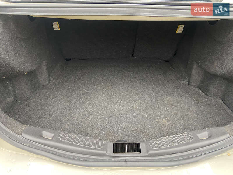 Седан Ford Fusion 2015 в Киеве фото 26 Седан Ford Fusion 2015 в Киеве