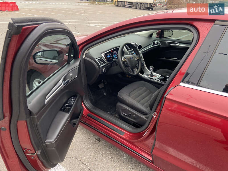 Седан Ford Fusion 2013 в Киеве фото 7 Седан Ford Fusion 2013 в Киеве