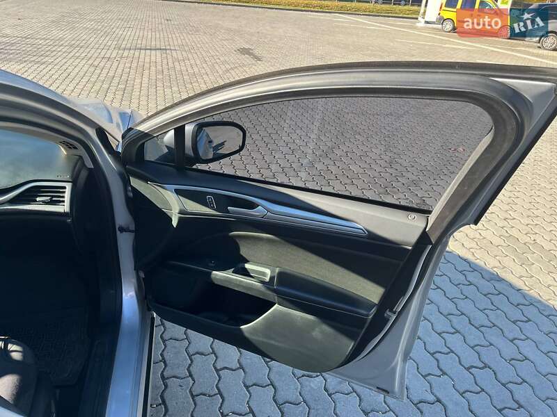 Седан Ford Fusion 2019 в Івано-Франківську