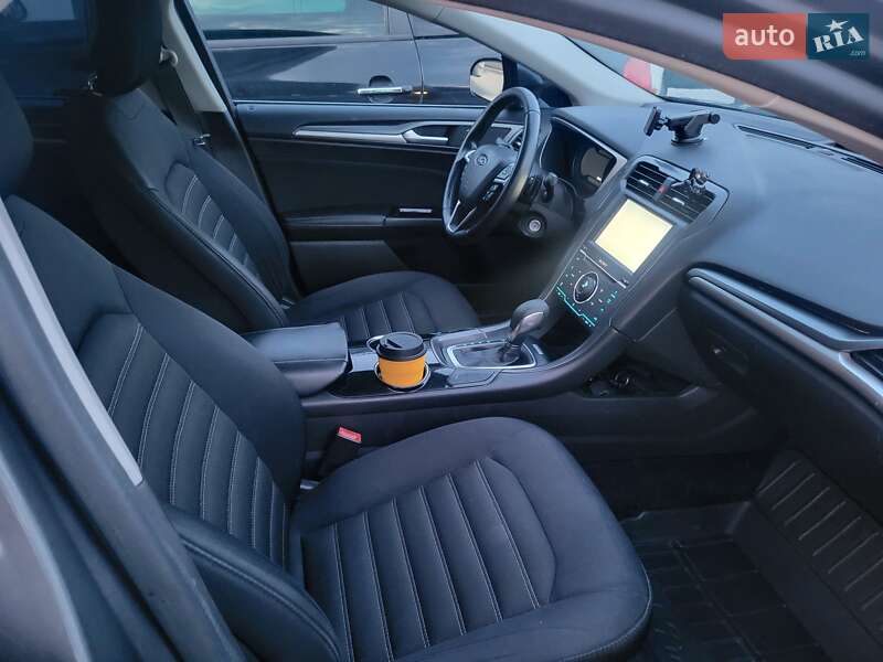 Седан Ford Fusion 2014 в Хмельницком фото 11 Седан Ford Fusion 2014 в Хмельницком