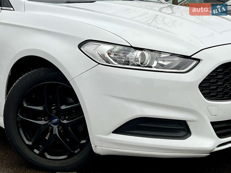 Седан Ford Fusion 2015 в Києві фото 5 Седан Ford Fusion 2015 в Києві