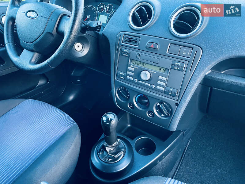 Хетчбек Ford Fusion 2007 в Мукачевому фото 3 Хетчбек Ford Fusion 2007 в Мукачевому