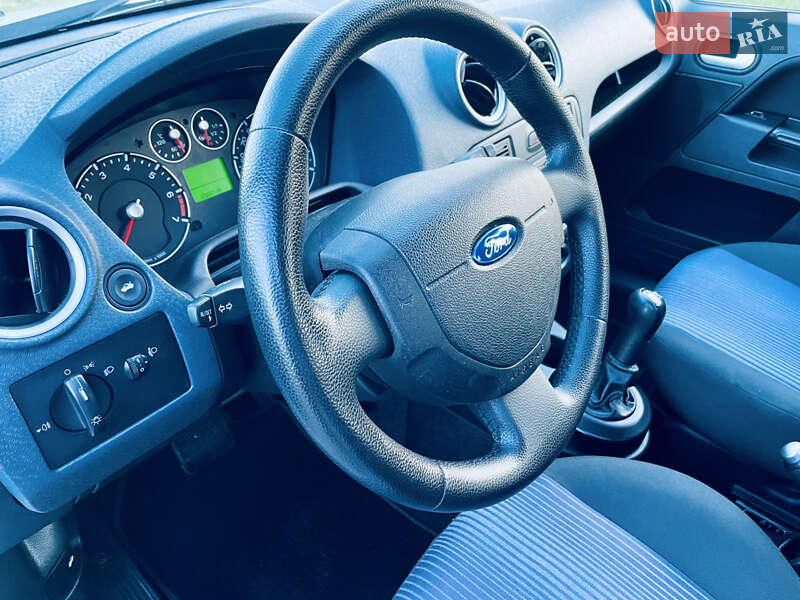 Хетчбек Ford Fusion 2007 в Мукачевому фото 8 Хетчбек Ford Fusion 2007 в Мукачевому