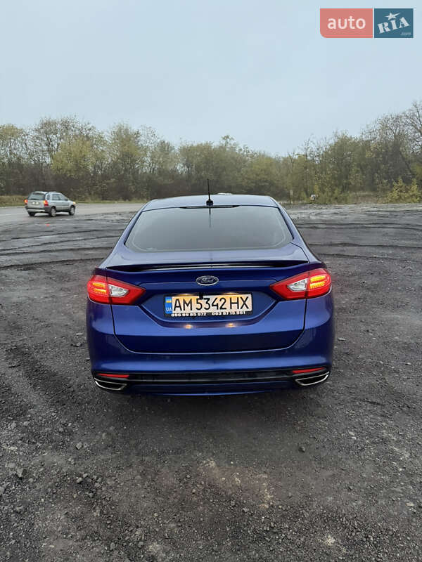 Седан Ford Fusion 2013 в Житомире