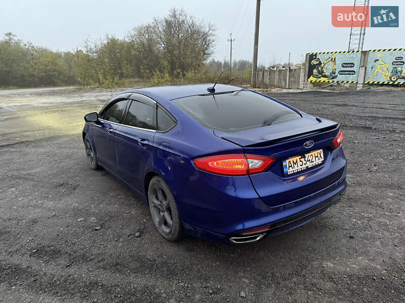 Седан Ford Fusion 2013 в Житомире